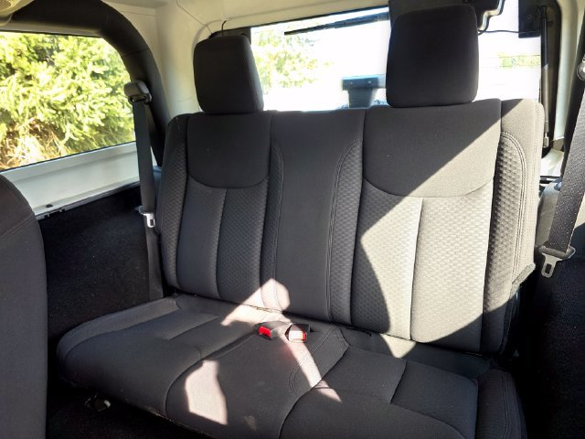 Used 2013 Jeep Wrangler Sport AWD/4WD image 8