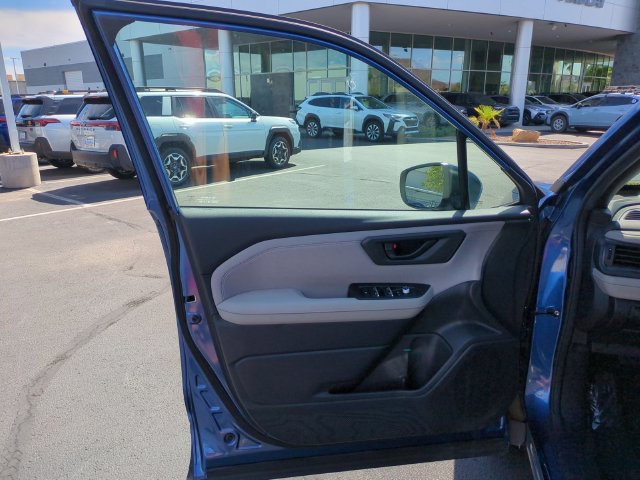 Used 2026 Subaru Forester Premium AWD/4WD image 13