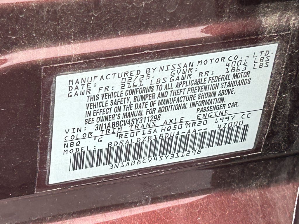 Used 2025 Nissan Sentra SV FWD image 33