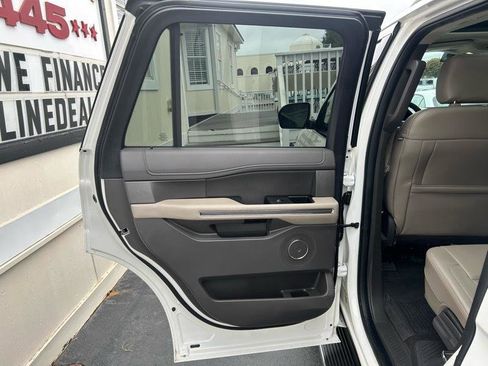 Used 2020 Ford Expedition XLT w/ Equipment Group 202A image 29