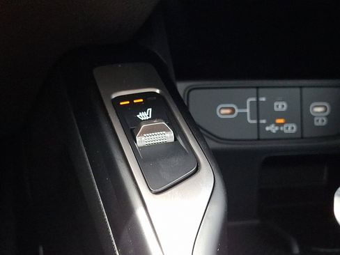 New 2025 Kia Sorento X-Line EX image 16