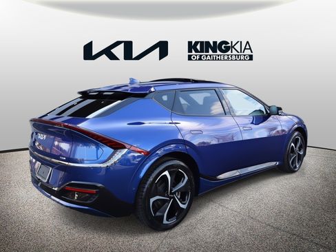 Certified 2022 Kia EV6 GT-Line w/ GT-Line White Seat Package image 3