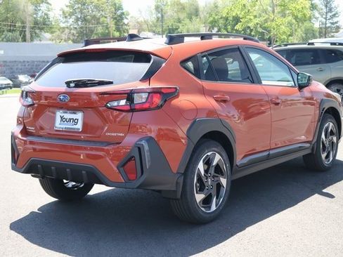 Used 2025 Subaru Crosstrek 2.5i Limited w/ Crosstrek Mirror Package image 3