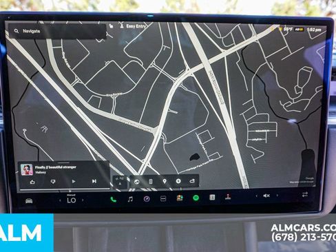 Used 2021 Tesla Model S Plaid image 35