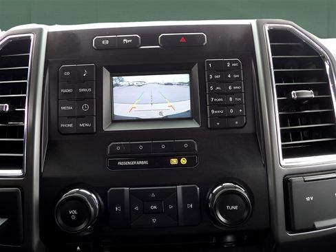 Used 2017 Ford F250 XLT image 23