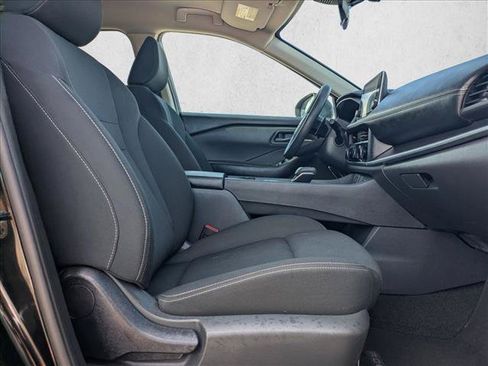 Used 2024 Nissan Rogue S AWD/4WD image 20