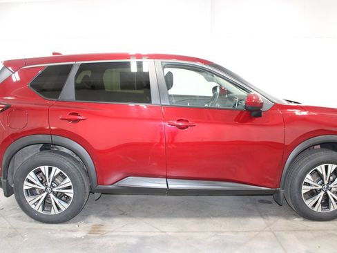 Used 2023 Nissan Rogue SV AWD/4WD image 11