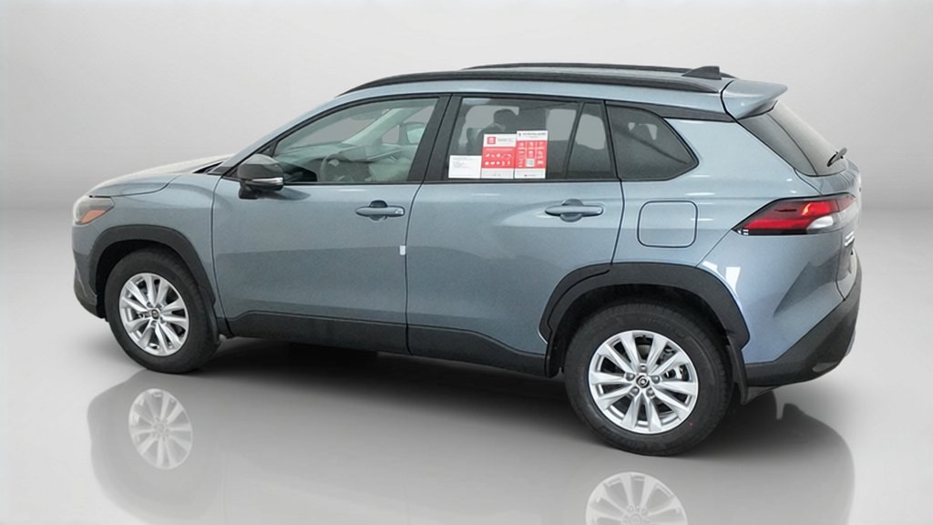 New 2026 Toyota Corolla Cross LE FWD image 7
