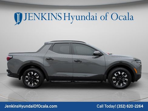 New 2026 Hyundai Santa Cruz SEL FWD image 2