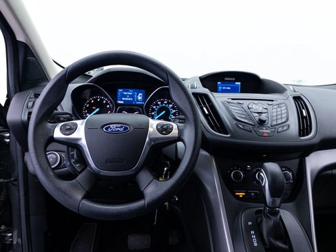 Used 2015 Ford Escape SE FWD image 3