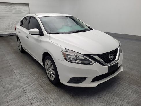 Used 2016 Nissan Sentra S image 13