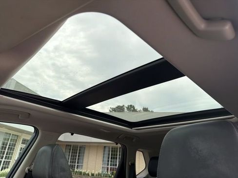 Used 2021 Nissan Rogue SL FWD image 29