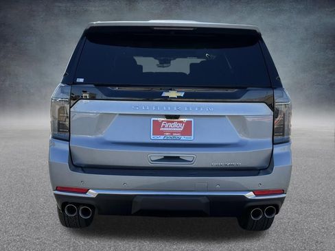 New 2026 Chevrolet Suburban Premier image 5