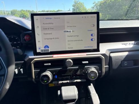 New 2026 Toyota Tacoma TRD Off-Road AWD/4WD image 20