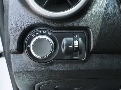 Used 2015 Chevrolet Trax LT w/ LT Plus Package FWD image 15