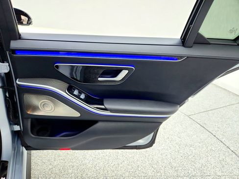 Certified 2022 Mercedes-Benz S 500 4MATIC image 28