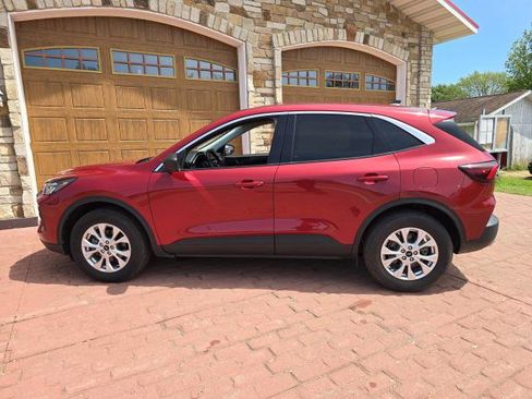 Used 2023 Ford Escape Active AWD/4WD image 6
