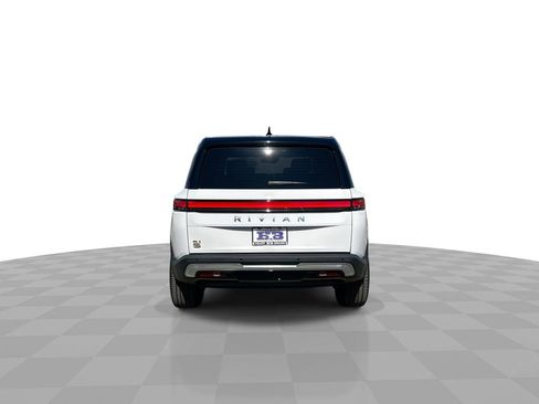 Used 2023 Rivian R1S Adventure image 7