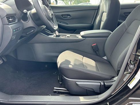 New 2025 Nissan Sentra S image 10