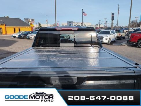 Used 2022 GMC Sierra 1500 AT4 w/ AT4 Preferred Package image 5