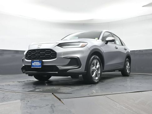 Certified 2024 Honda HR-V LX image 27