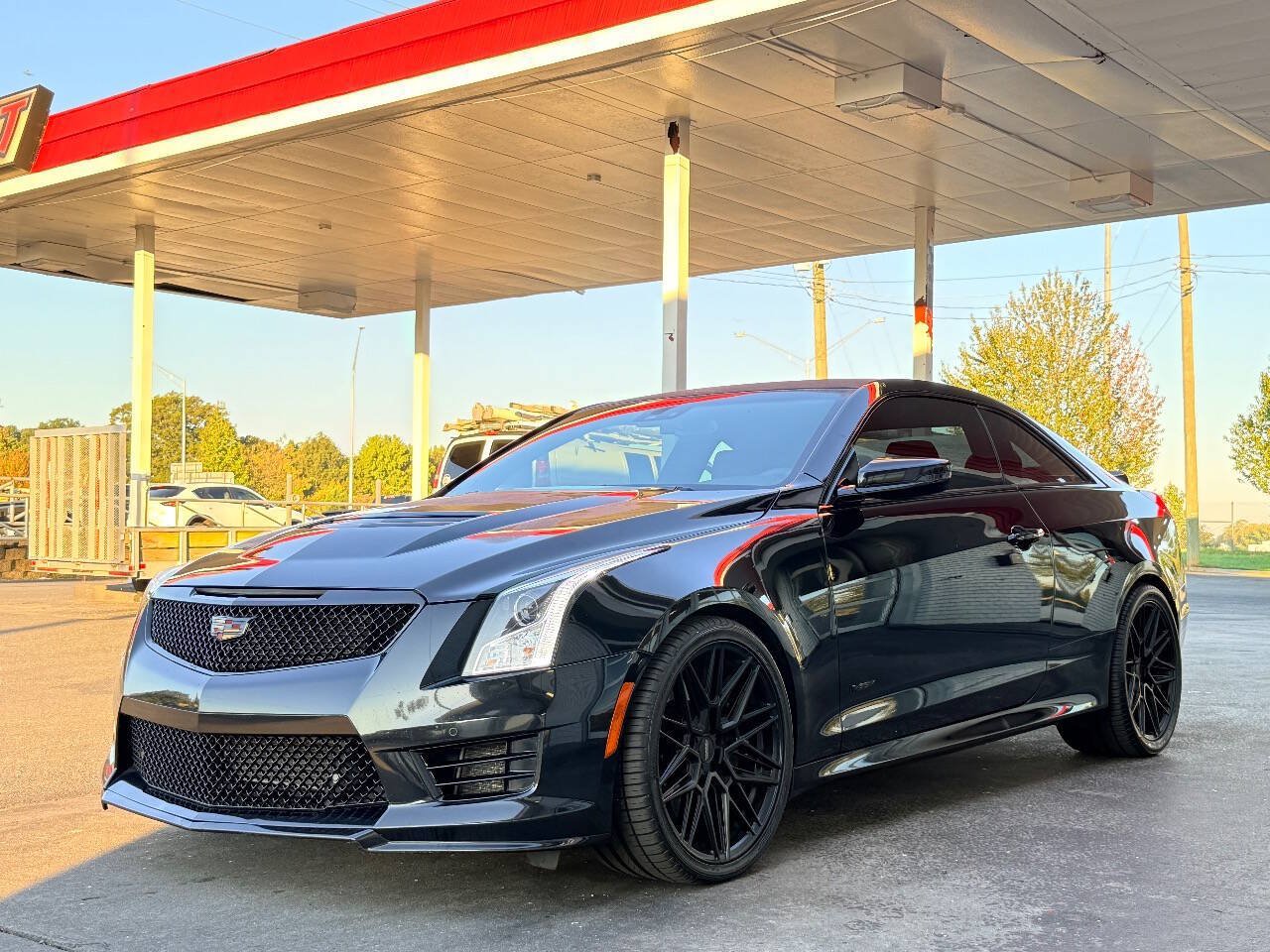 Used 2017 Cadillac ATS V w/ Luxury Package RWD image 6