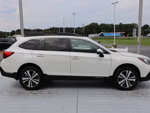 Used 2019 Subaru Outback 2.5i Limited w/ Popular Package #2 AWD/4WD image 6