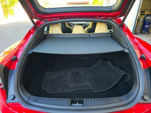 Used 2016 Tesla Model S P90D AWD/4WD image 35