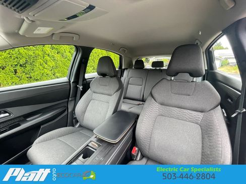 Used 2023 Nissan Ariya FWD image 39