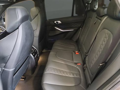 Used 2022 BMW X5 M w/ Executive Package AWD/4WD image 25