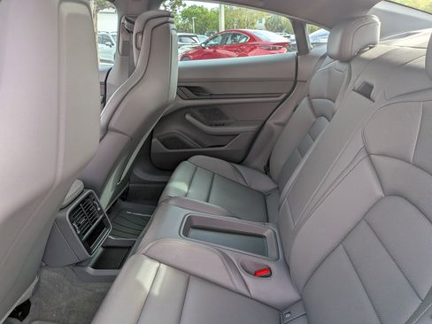 Used 2023 Porsche Taycan RWD image 15