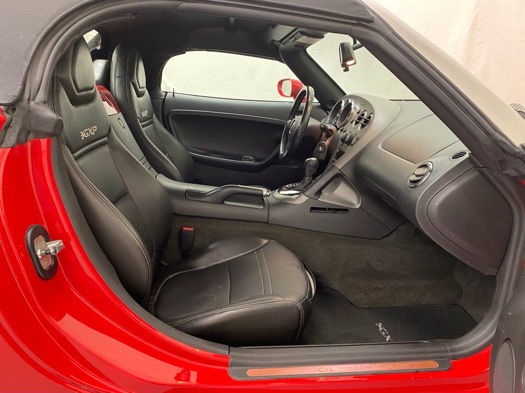 Used 2008 Pontiac Solstice GXP w/ Premium Package RWD image 15