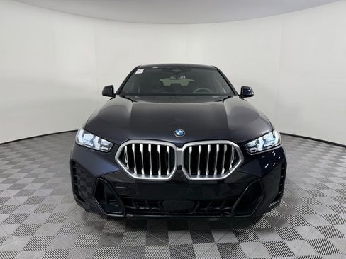 Used 2024 BMW X6 xDrive40i w/ Premium Package image 2