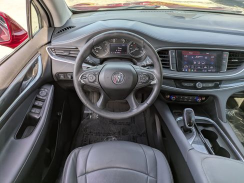 Used 2020 Buick Enclave Essence w/ Sport Touring Edition image 18