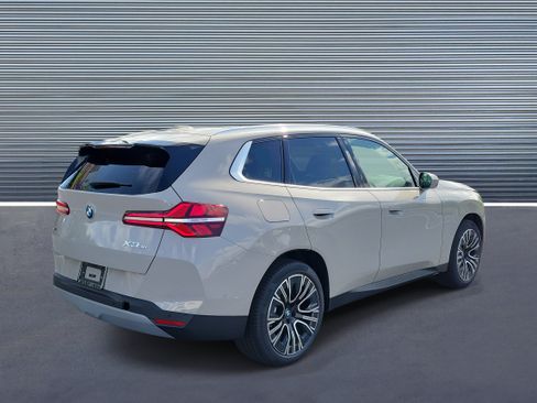 New 2026 BMW X3 xDrive30i w/ Premium Package AWD/4WD image 3