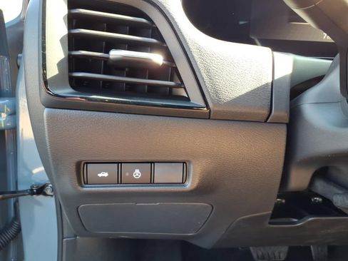 New 2026 Nissan Sentra SV w/ SV Convenience Package FWD image 15