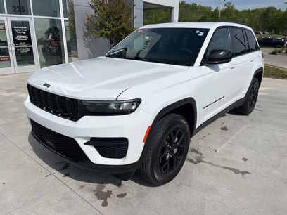 Used 2024 Jeep Grand Cherokee Altitude