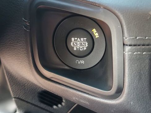 Certified 2025 Jeep Wrangler Unlimited Sahara image 20