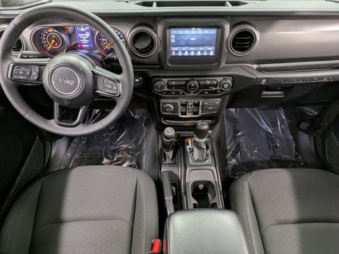 Used 2023 Jeep Wrangler Willys image 23