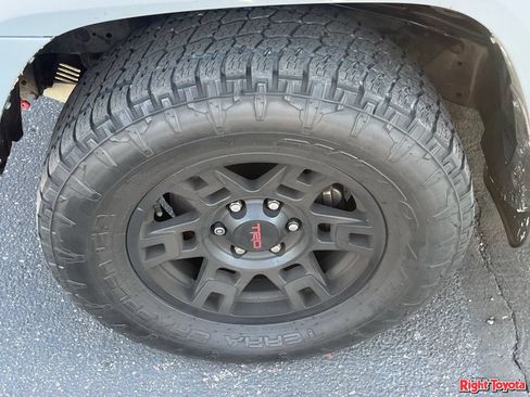 Certified 2017 Toyota 4Runner TRD Pro AWD/4WD image 8
