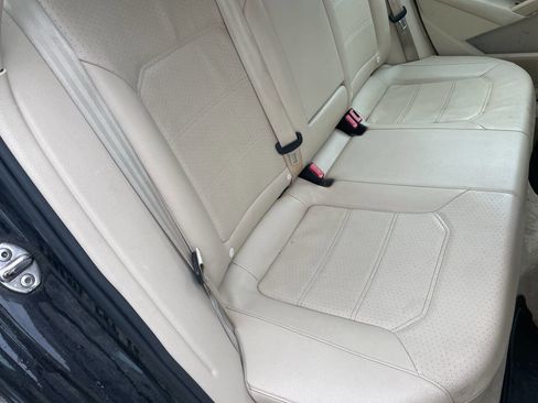 Used 2012 Volkswagen Passat 2.5 SE image 21