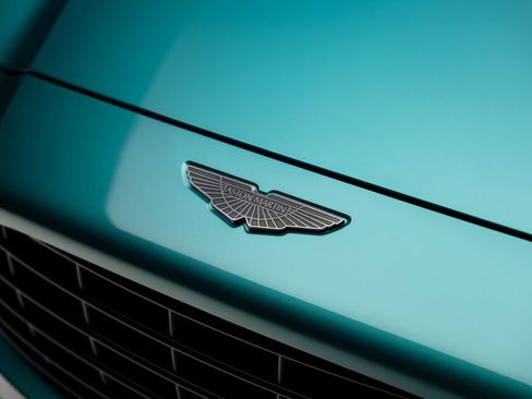 Used 2023 Aston Martin DBX AWD/4WD image 13