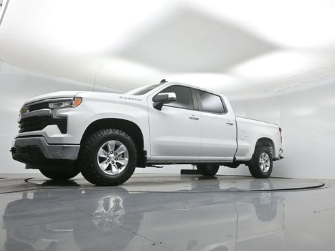 Used 2023 Chevrolet Silverado 1500 LT w/ Work Truck Package AWD/4WD image 45