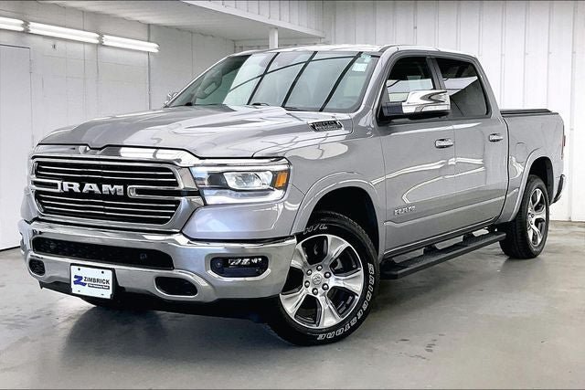 Used 2022 RAM 1500 Laramie AWD/4WD image 2
