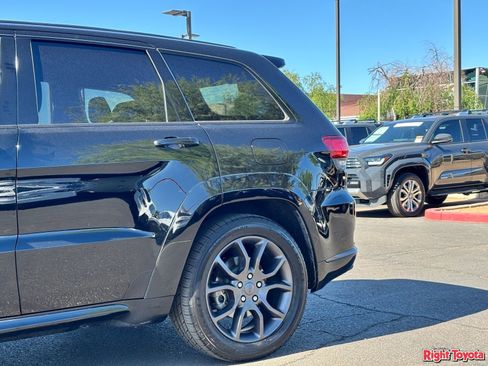Used 2021 Jeep Grand Cherokee High Altitude AWD/4WD image 9