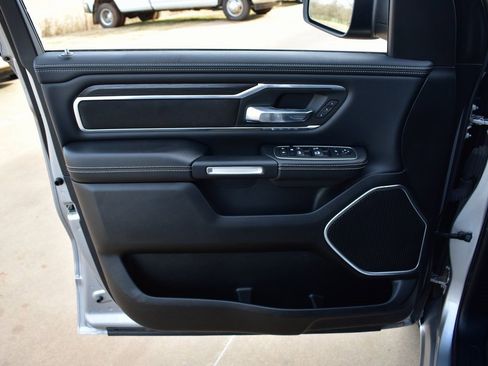 Used 2023 RAM 1500 Laramie image 16