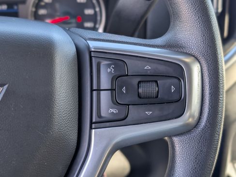 Used 2020 Chevrolet Silverado 1500 LT image 17