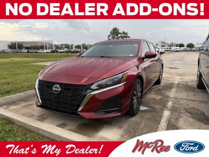 Used 2023 Nissan Altima 2.5 SV