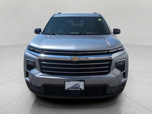 Certified 2025 Chevrolet Traverse LT AWD/4WD image 9