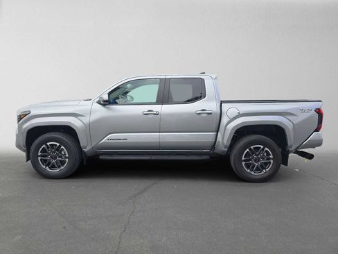 Certified 2024 Toyota Tacoma TRD Sport w/ TRD Sport Upgrade Package RWD image 6